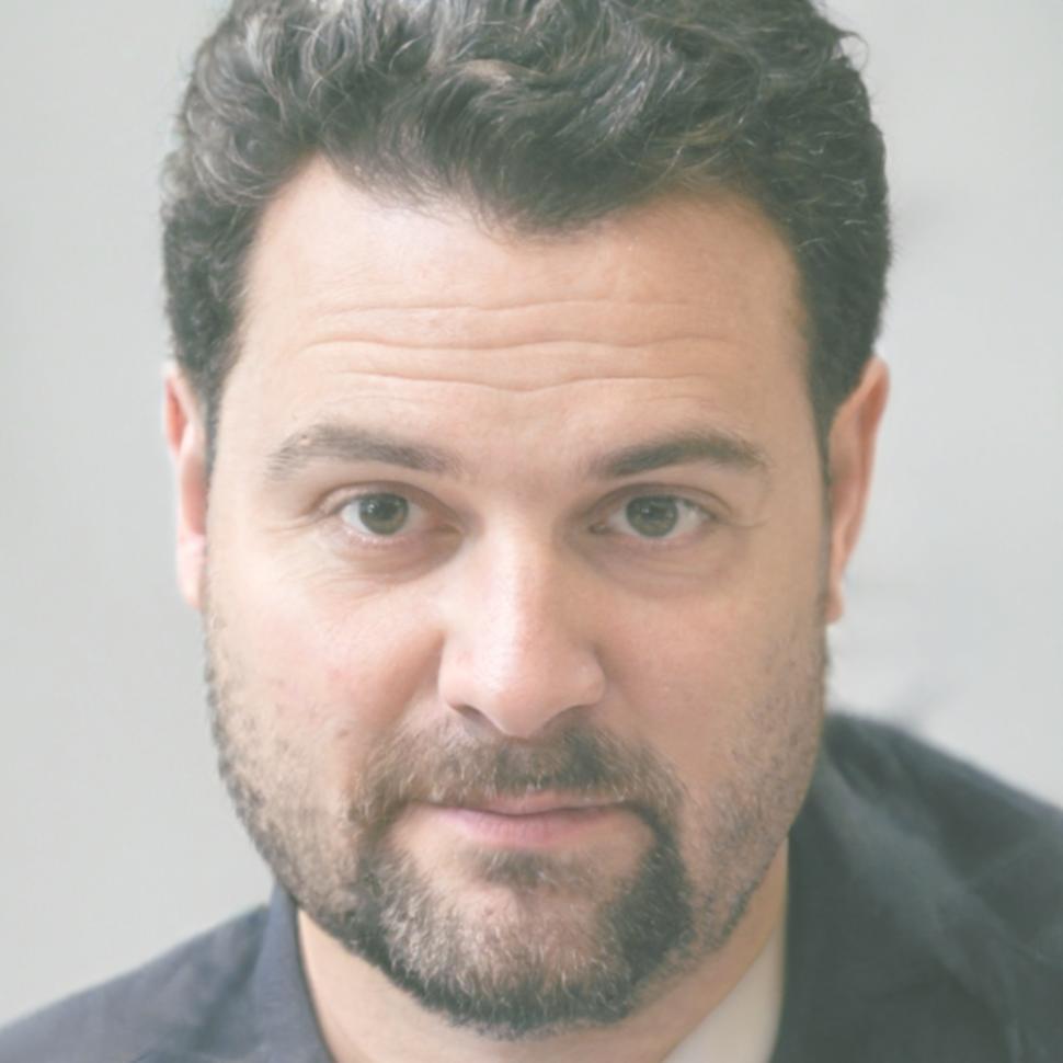 Instructor Lachlan Brennan guiding dApp development